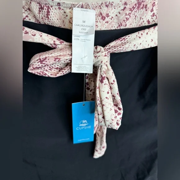 Cupshe
1Pc Swimsuit
Size M - Picture 6 of 8